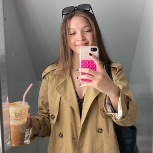 Meet your Posher, Kari